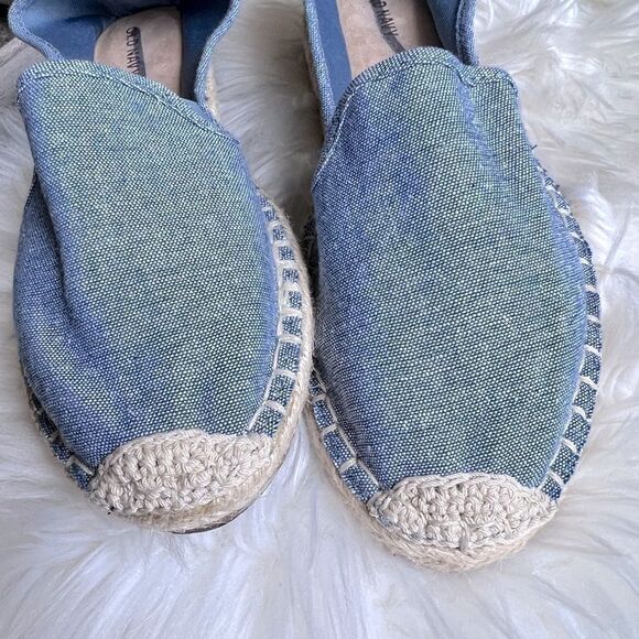 Old Navy chambray espadrilles slip on - Picture 3 of 5